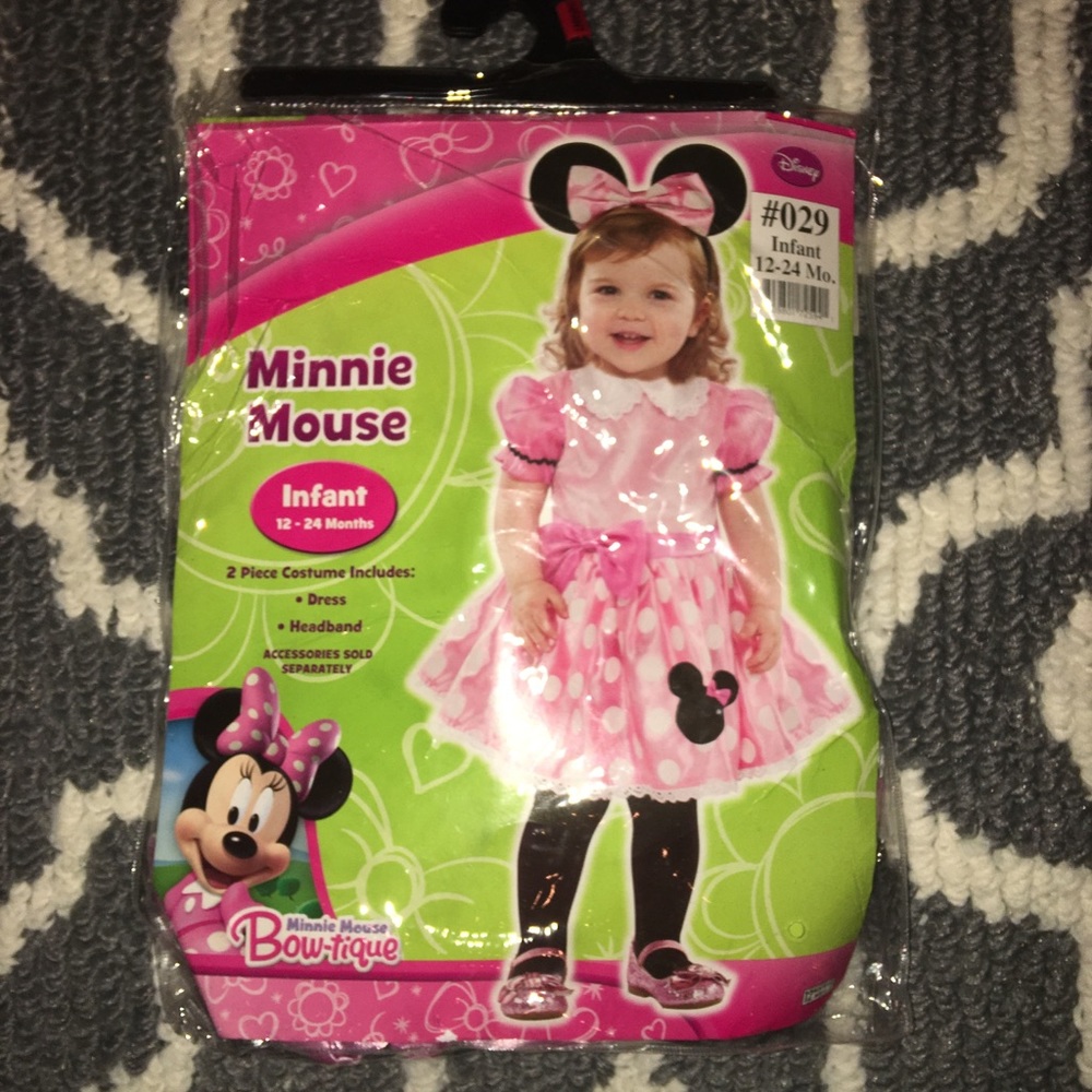 Infant Minnie Mouse costume .